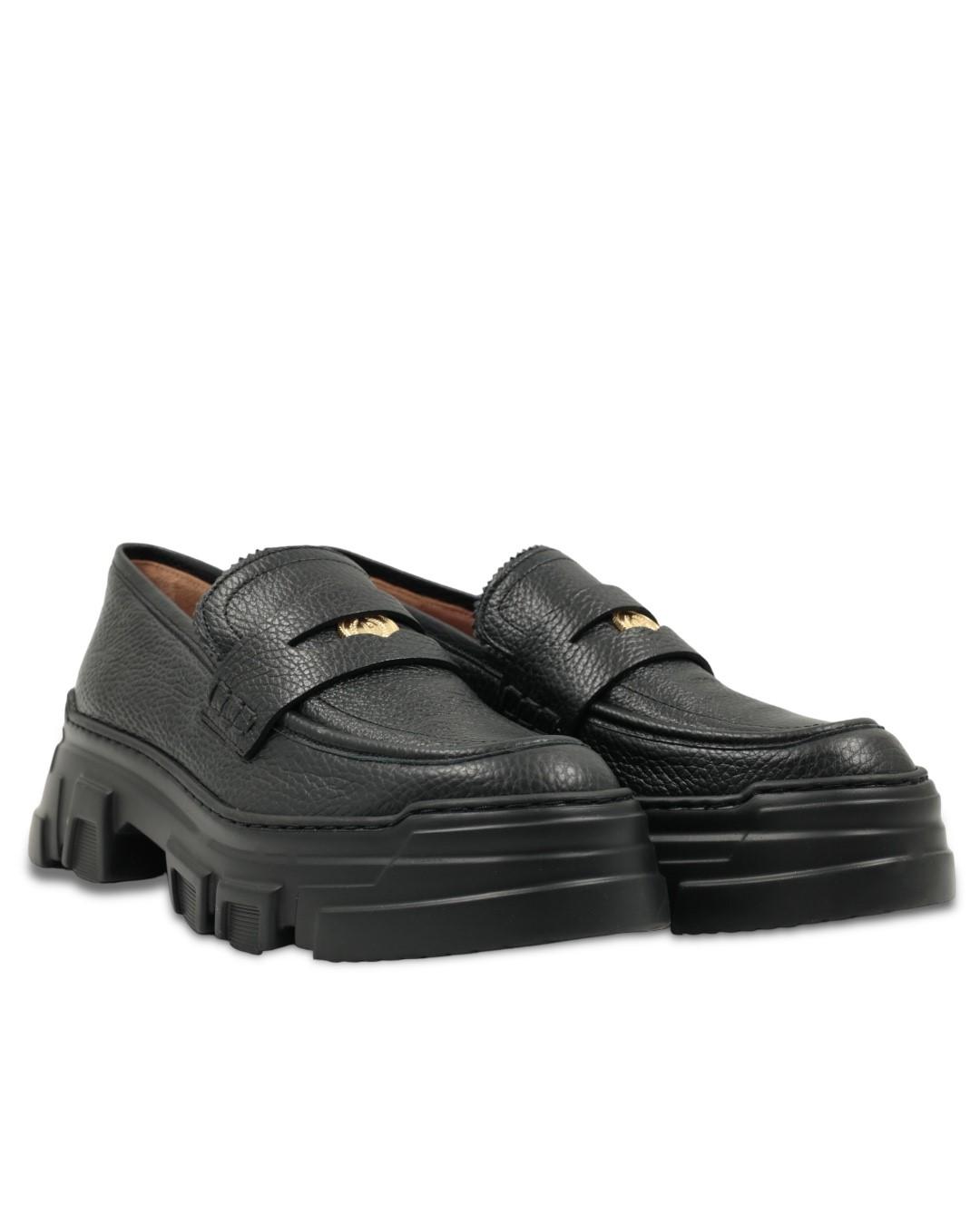 Лоферы Pollini.