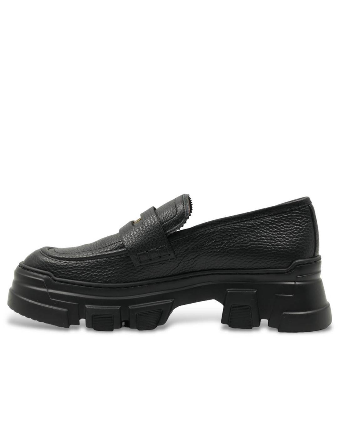 Лоферы Pollini.