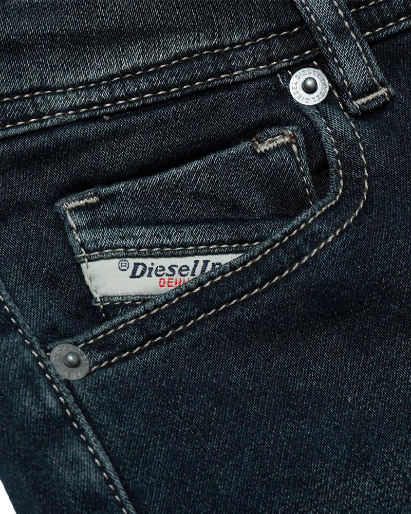 Джинсы DIESEL