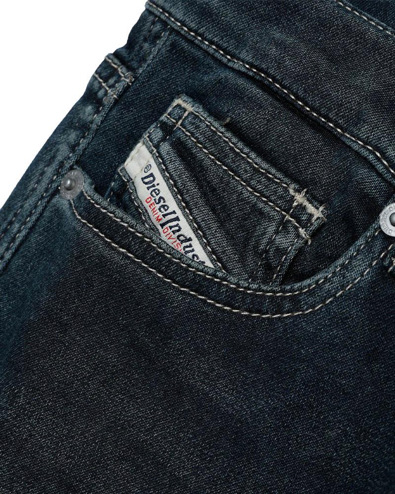 Джинсы DIESEL